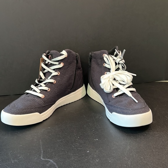 roxy camy wedge sneaker